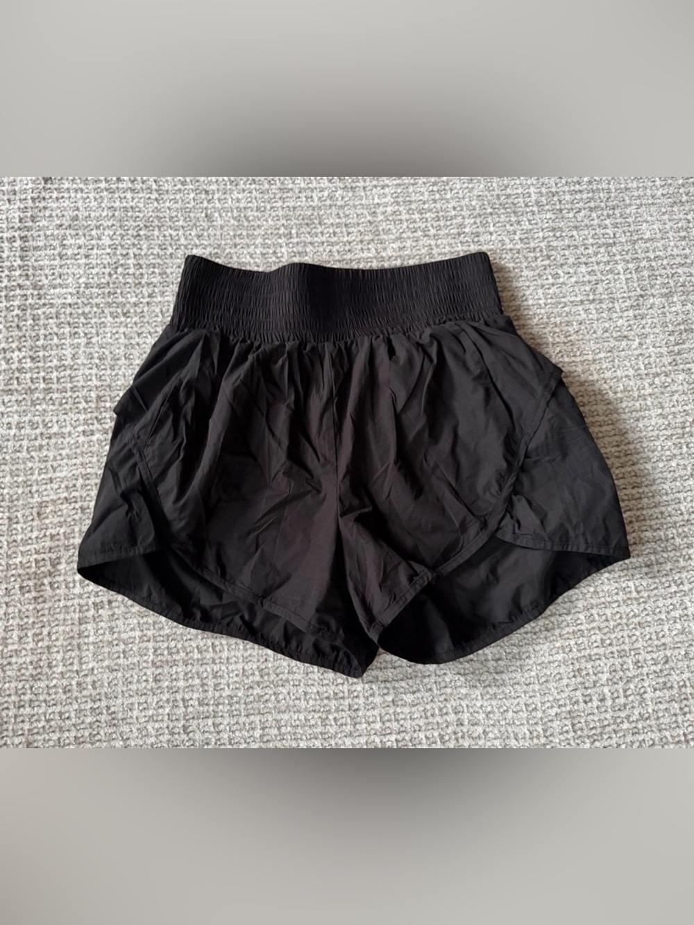 Automet Black Smocked-Waist Athletic Shorts